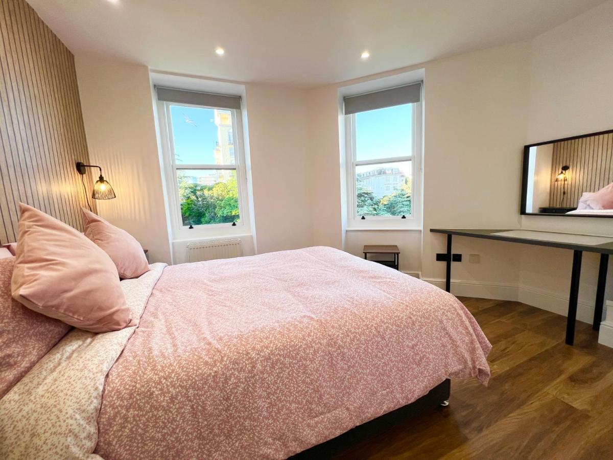 Lovely Apartment, One Minute From Bournemouth Beach And Town. Eksteriør billede